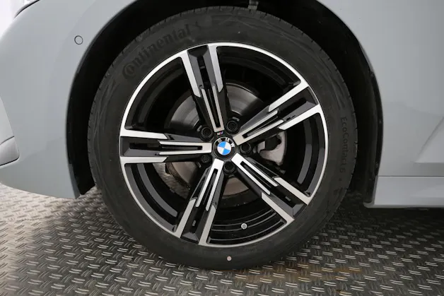 BMW 320d xDrive Touring