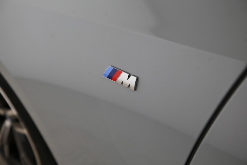 Vehicle image BMW 3 SERIES