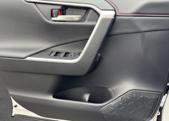 Vehicle image 10 Vehicle image 10