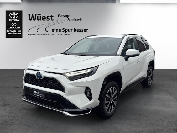 First vehicle image First vehicle image