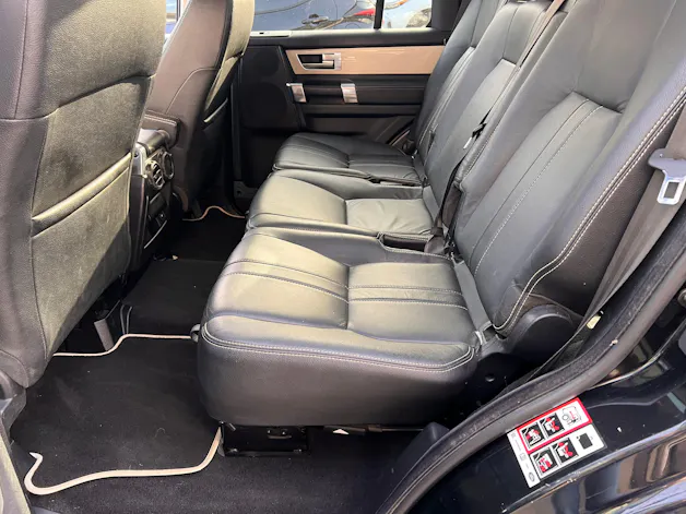 Land Rover Discovery 3.0 TDV6 245 SE