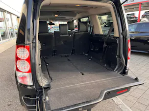 Land Rover Discovery 3.0 TDV6 245 SE