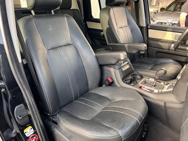 Land Rover Discovery 3.0 TDV6 245 SE