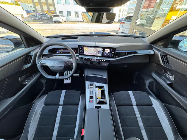 Opel Grandland Electric Ultimate AWD