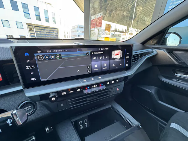 Opel Grandland Electric Ultimate AWD