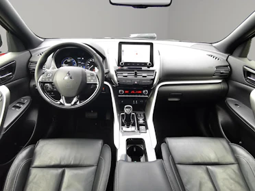 MITSUBISHI ECLIPSE CROSS 4