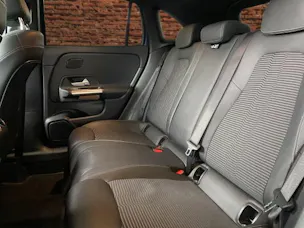 Mercedes-Benz GLA 180 Progressive 7G-D