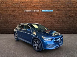 Mercedes-Benz GLA 180 Progressive 7G-D