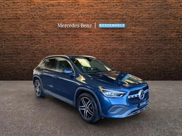 Mercedes-Benz GLA 180 Progressive 7G-D