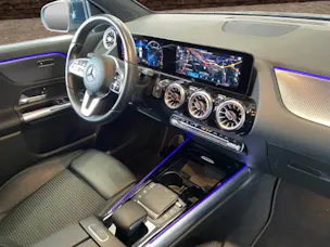Mercedes-Benz GLA 180 Progressive 7G-D