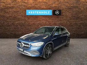 Mercedes-Benz GLA 180 Progressive 7G-D