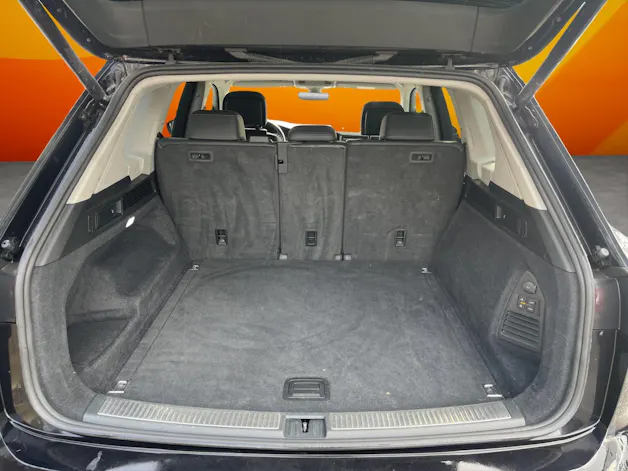 VW Touareg 3.0 TDI Elegance Tiptronic