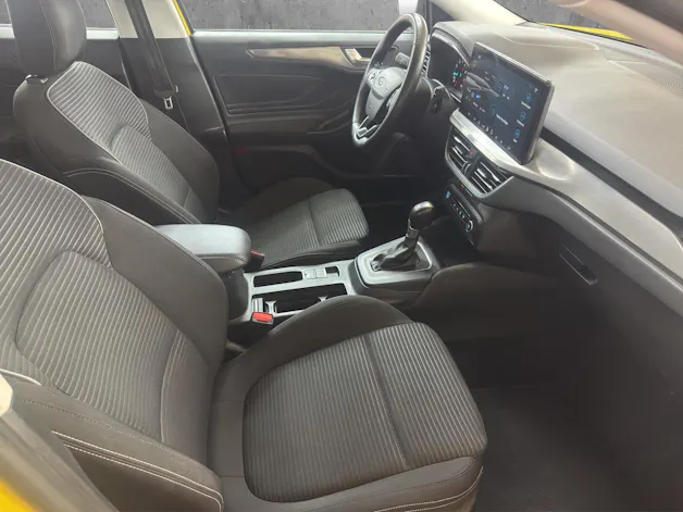 Ford Focus 1.0 MHEV Titanium Automat