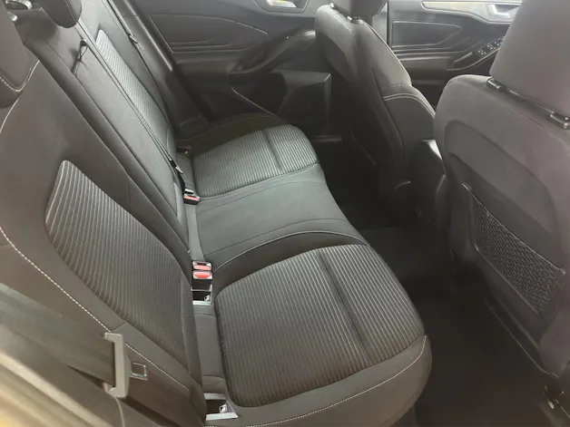 Ford Focus 1.0 MHEV Titanium Automat