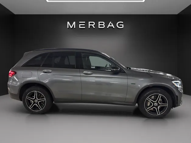 MERCEDES-BENZ GLC 300 de AMG Line 4Matic 9G-Tronic