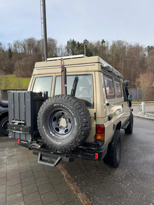 Toyota Land Cruiser 400 Hdt Long 4.2D