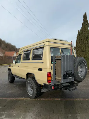 Toyota Land Cruiser 400 Hdt Long 4.2D