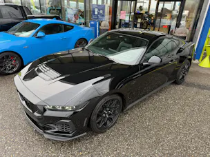 Ford Mustang Fastback 5.0 V8 GT Automat FULL BLACK