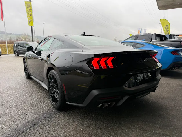 Ford Mustang Fastback 5.0 V8 GT Automat FULL BLACK
