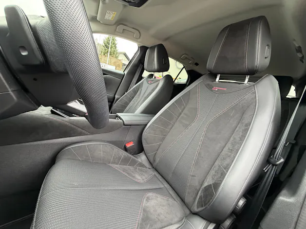 DS Automobiles AUTOMOBILES DS4 1.6 E-Tense Ligne Noire