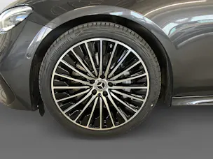Mercedes-Benz E 200 AMG Line 4MATIC Kombi