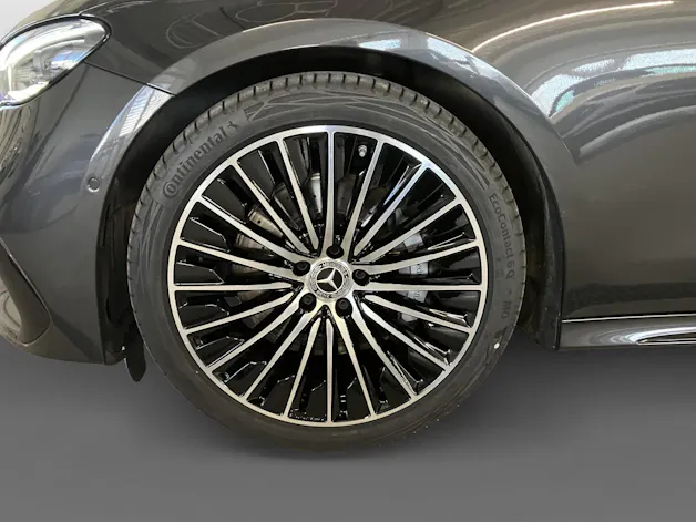 Mercedes-Benz E 200 AMG Line 4MATIC Kombi
