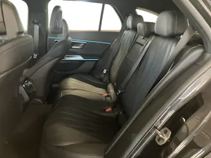 Mercedes-Benz E 200 AMG Line 4MATIC Kombi