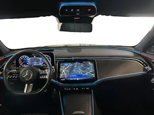 Mercedes-Benz E 200 AMG Line 4MATIC Kombi