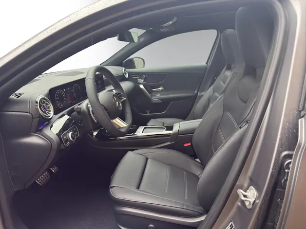 Mercedes-Benz A 220 4Matic 8G-DCT