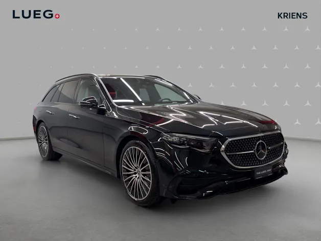 Mercedes-Benz E 200 T 4M - AMG / DISTRONIC / 360 Grad Kamera / Head-Up Display