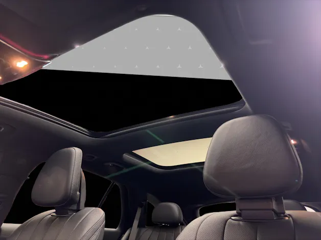 Mercedes-Benz E 200 T 4M - AMG / DISTRONIC / 360 Grad Kamera / Head-Up Display
