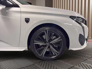 Peugeot 308 1.6 PHEV 180 GT