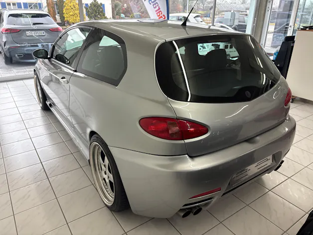 Alfa Romeo 147 2.0 TS 16V Distinctive