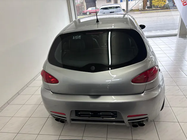 Alfa Romeo 147 2.0 TS 16V Distinctive
