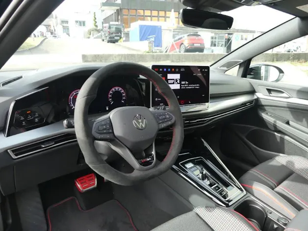 VW Golf 2.0 TSI GTI Edition 50 DSG