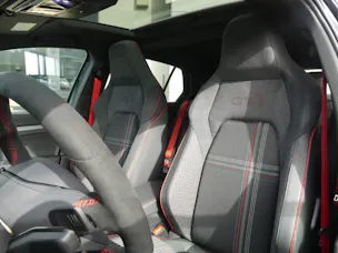 VW Golf 2.0 TSI GTI Edition 50 DSG