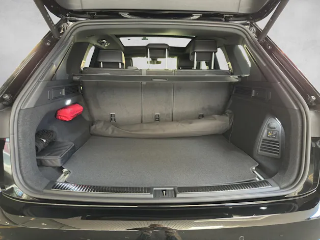 VW Touareg 3.0 TDI R-Line Tiptronic