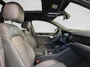 VW Touareg 3.0 TDI R-Line Tiptronic