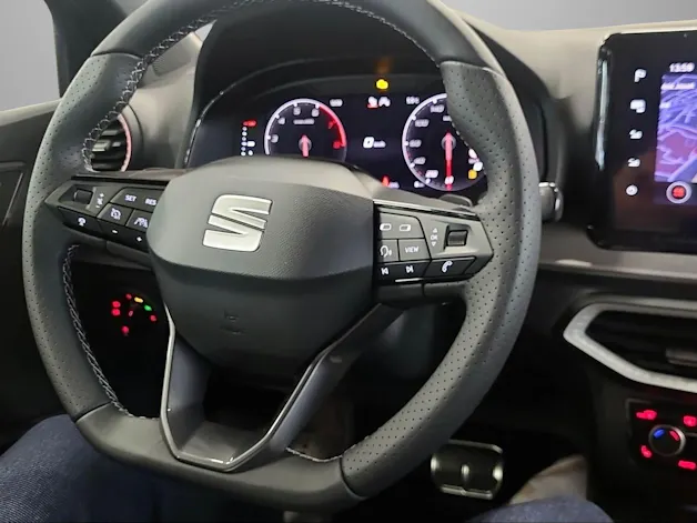 SEAT Arona 1.5 Eco TSI FR DSG