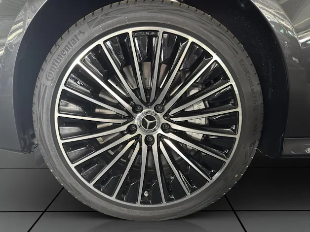 Mercedes-Benz E 220 d 4Matic 9G-Tronic