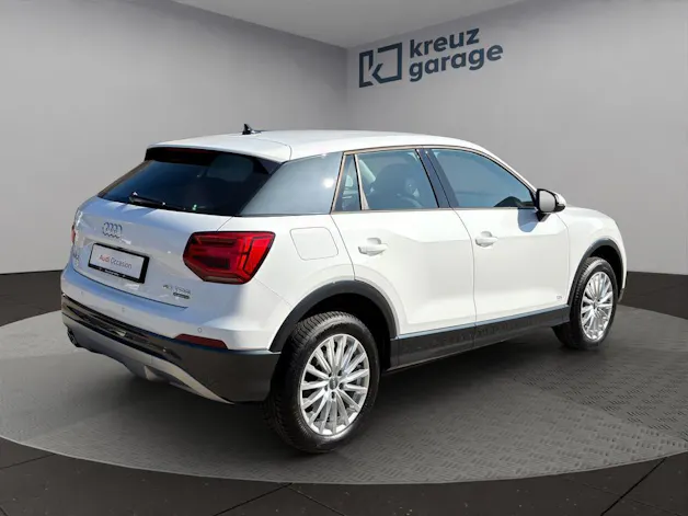 Audi Q2 2.0 TFSI design quattro S-tronic