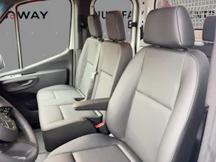 Mercedes-Benz Sprinter 315 CDI Standard DoKa 9G-TRONIC