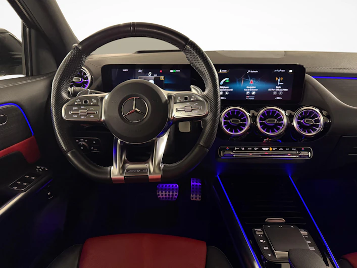 Fahrzeugbild MERCEDES-BENZ GLA 35 AMG