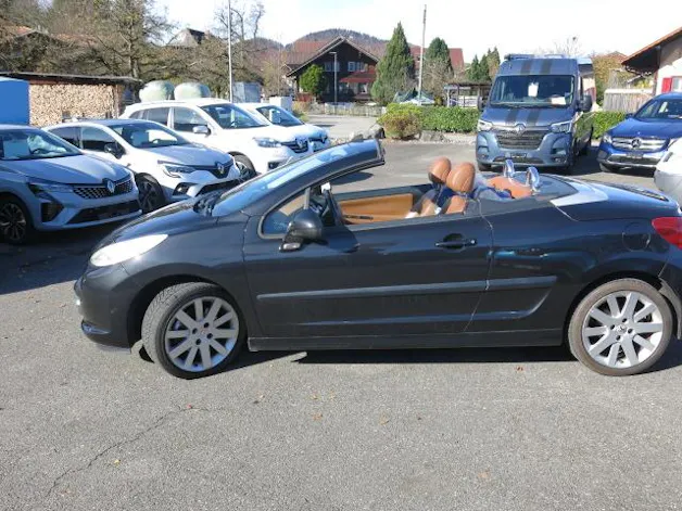 Peugeot 207 CC 1.6 16V Turbo Sport