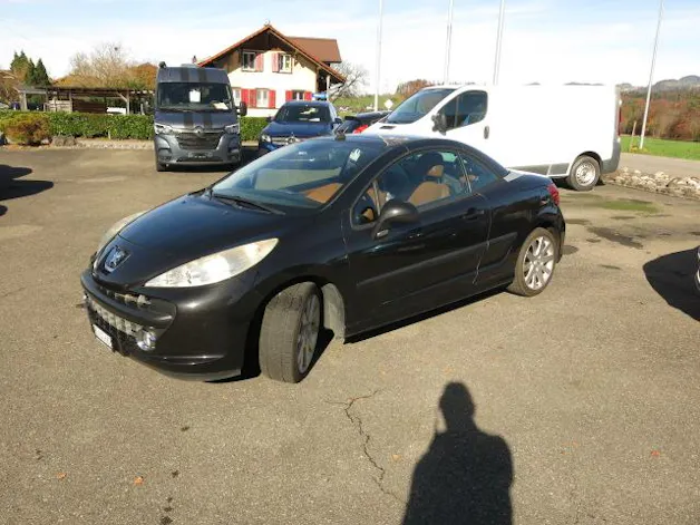 Peugeot 207 CC 1.6 16V Turbo Sport