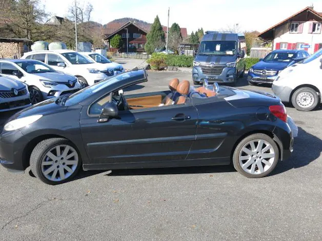Peugeot 207 CC 1.6 16V Turbo Sport