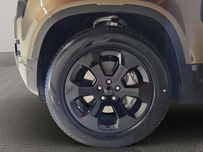 immagine del veicolo LAND ROVER DEFENDER