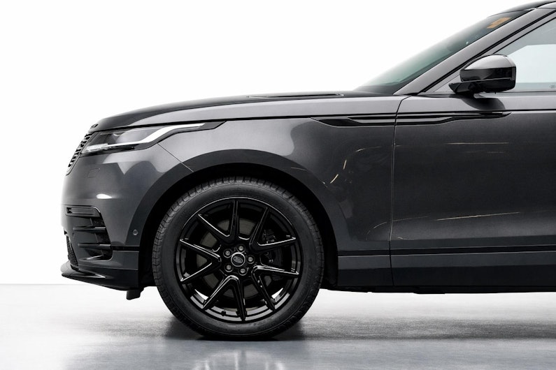 Vehicle image LAND ROVER RANGE ROVER VELAR