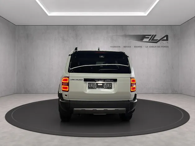 Toyota Land Cruiser 2.8 D 48V Style