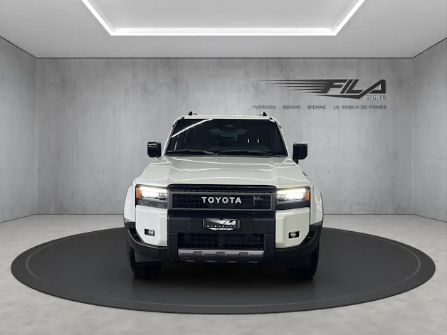 Toyota Land Cruiser 2.8 D 48V Style
